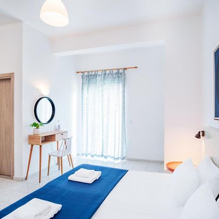 Seaside Suites Kavos Bagian luar foto