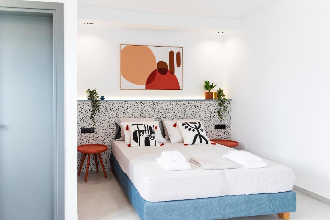 Seaside Suites Kavos Bagian luar foto