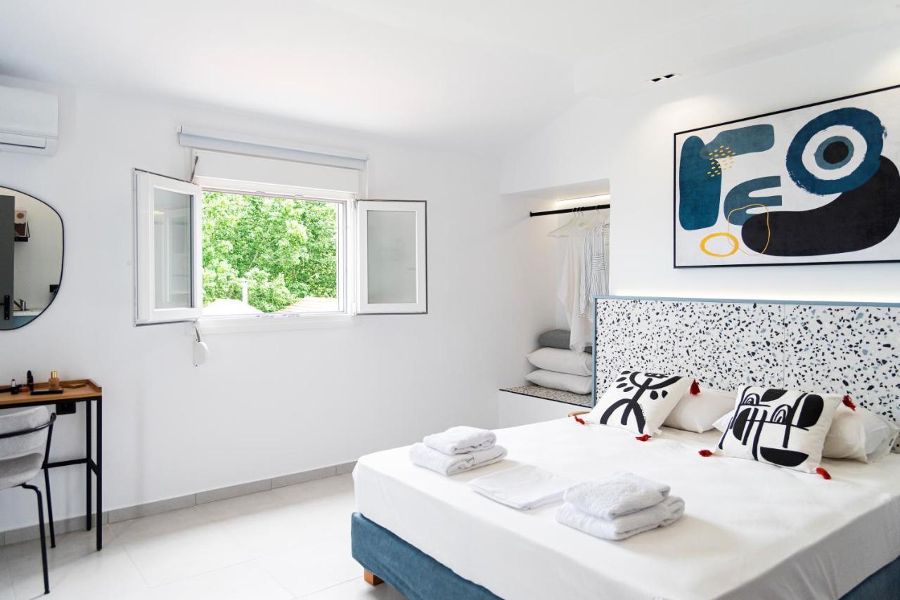 Seaside Suites Kavos Bagian luar foto