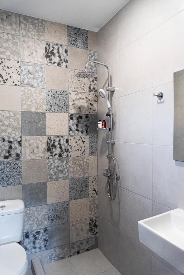 Seaside Suites Kavos Bagian luar foto